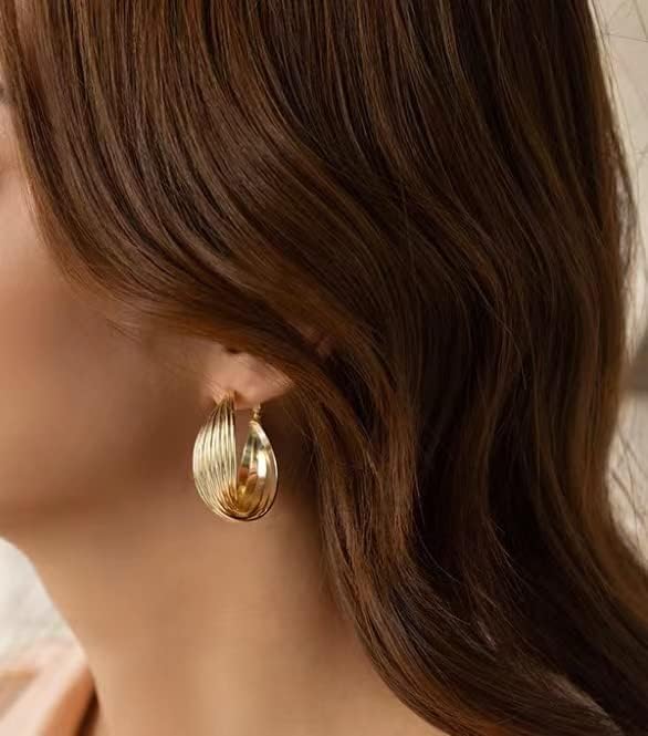 Geometrically Twisted Metal Matte Earrings with 925 Tremella Needle in 18-karat Gold Plating