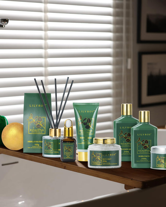 Eucalyptus Spa Bath Gift Baskets Set for Women and Men Bath and Body Gift Basket for Women Fathers Mothers Day Bath Spa Kit Set Perfume Self Skin Care Gift Set for Christmas Birthday