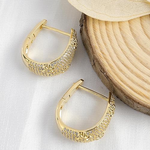 Gold Daisy Flower Chunky Hoop Earrings for Women 14k Gold Plated Thick Cubic Zirconia Crystal Flower Huggie Hoop Earrings Trendy Wide Flower Hoop Earrings Lightweight Bloom Jewelry Gift for Girls